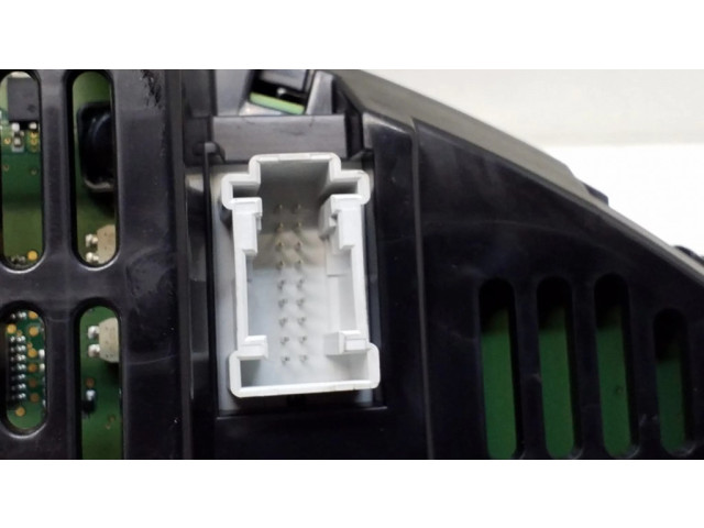 Přístrojová deska Mercedes-Benz C W204 2010 A2C53245324, A2C87297200