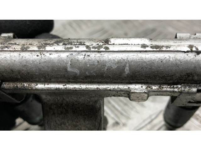 Vstřikovač 2N1U9H487AB, 2225S00376 Ford Focus pro benzínový motor 1.6 HXDA