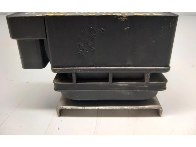 Řídící jednotka 4E0616014   Audi A8 S8 D3 4E 