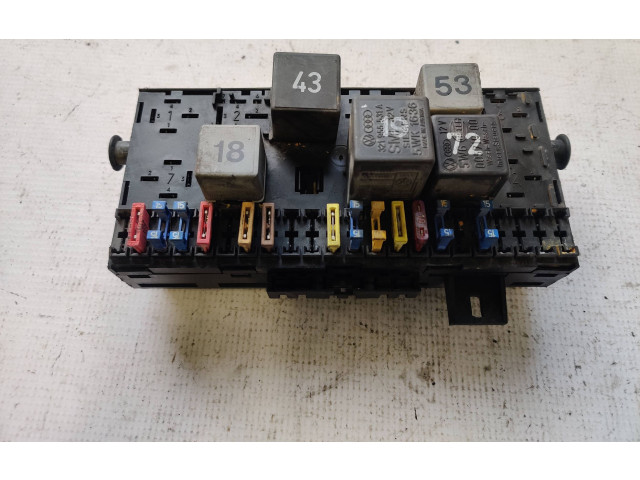 Pojistková skříňka 171941813D Volkswagen PASSAT B3 1991