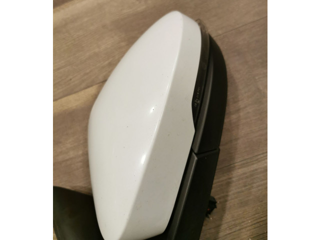 Зеркало электрическое Skoda Octavia Mk3 (5E) 2013 - 2019 года