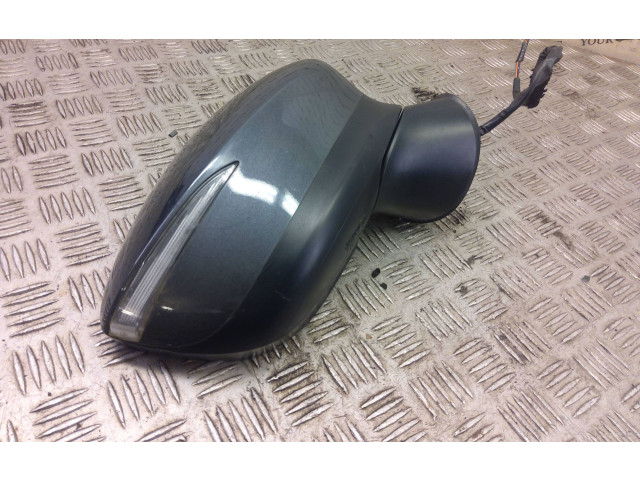 Зеркало электрическое Mazda CX-3 2015 - - года