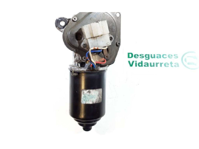 Zpětné zrcátko Nissan PickUp 2003