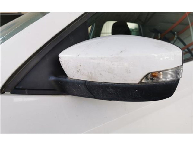 Зеркало электрическое        Skoda Fabia Mk3 (NJ)  2015 - 2021 года   