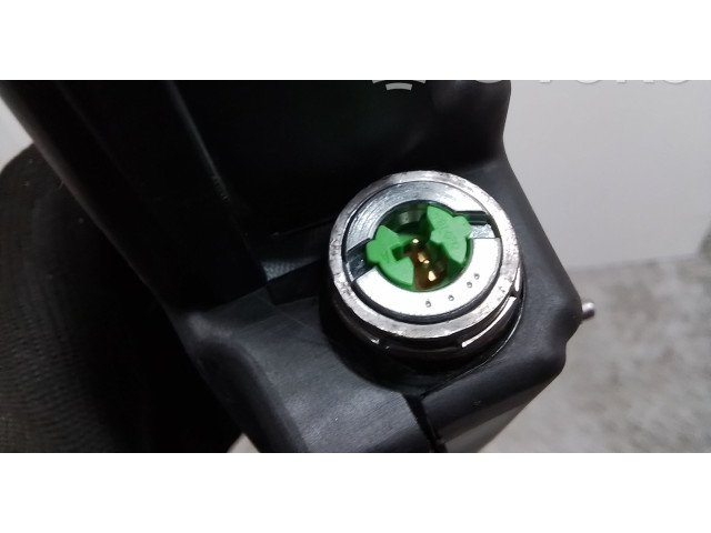 Надувная подушка для сиденья    30715730   Volvo V70