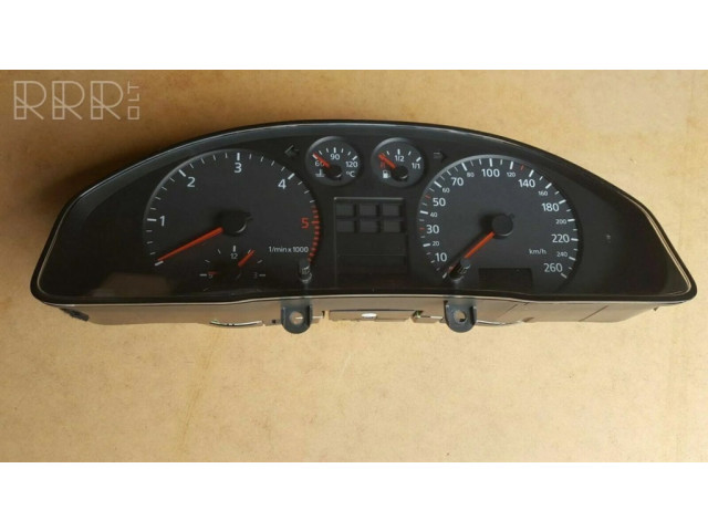 Přístrojová deska Audi A4 S4 B5 8D 2000 8D0919861F