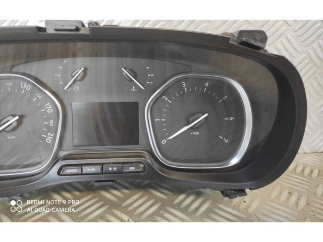 Přístrojová deska Toyota Proace 2019 9823960780