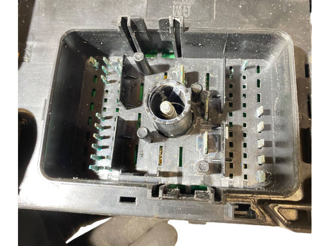 Pojistková skříňka 22760635, 92249317 Chevrolet Camaro 2015