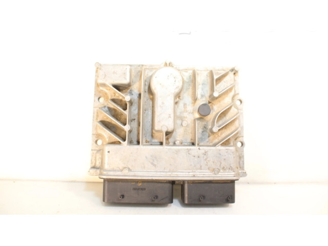 Блок управления двигателем Блок управления 55579237 Opel Meriva B