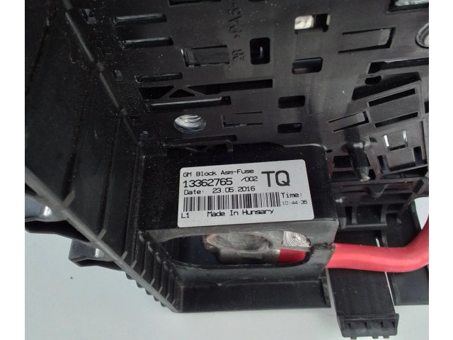 Блок предохранителей  13362765   Opel Meriva B    