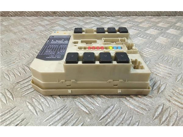 Pojistková skříňka Nissan Note (E11) 2010