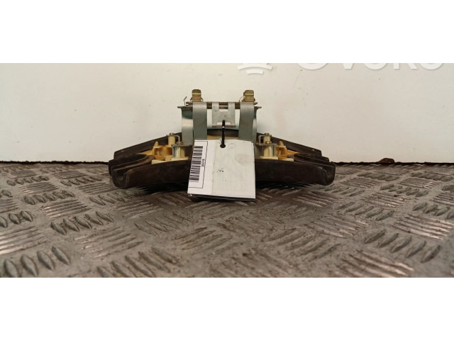 Volant Nissan Sunny 1993 BUZINA