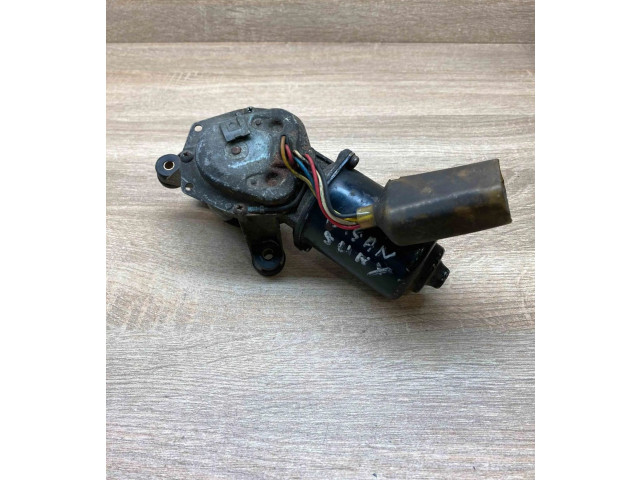 Двигатель стеклоочистителей    Nissan Sunny