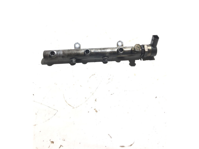 Vstřikovací lišta 059130090AG Audi Q7 4L BUG