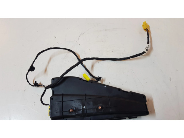 Подушка безопасности в сиденье P68109990AB, 68109990AB Dodge Durango