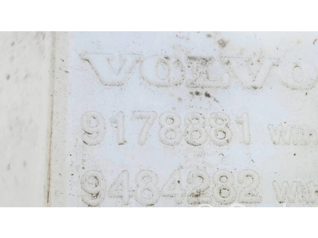 Бачок оконной жидкости