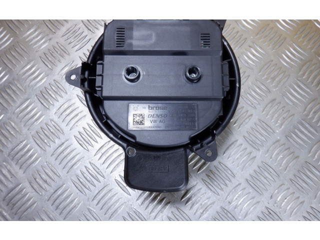 Вентилятор печки    4H1820021C   Audi A7 S7 4G