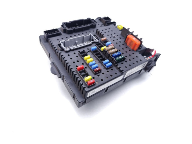 Блок предохранителей 30786646, 09W336 Volvo XC90