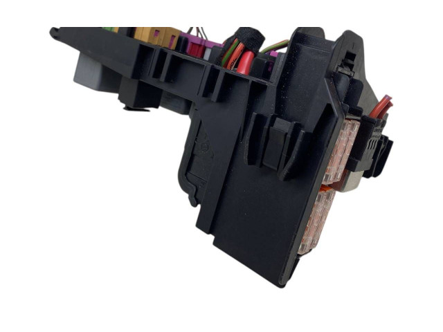 Pojistková skříňka 4L1937503 Audi Q7 4L 2007