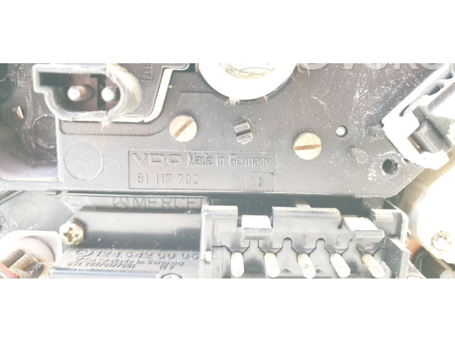 Přístrojová deska Mercedes-Benz E W124 1987 1245420216, 1245425768