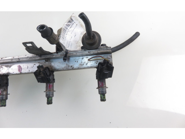 Топливная рампа    Honda Accord   для двигателя F18B2