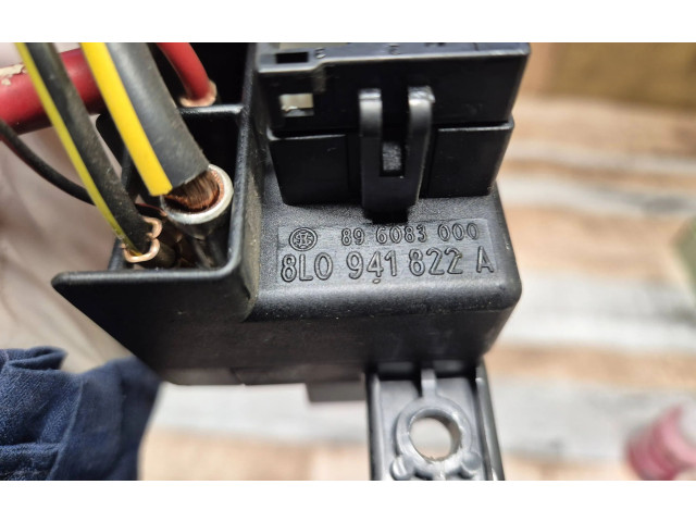 Блок предохранителей 8L0941822A, 896083000 Audi A6 S6 C5 4B