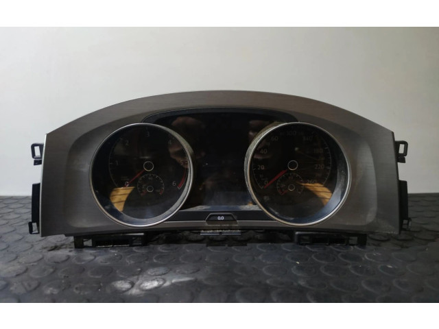 Панель приборов 5G1920741 Volkswagen Golf VII