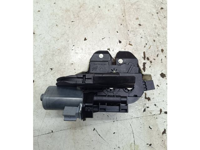 Zámek zadních dveří 7P0827505J   Volkswagen Touareg II 2012