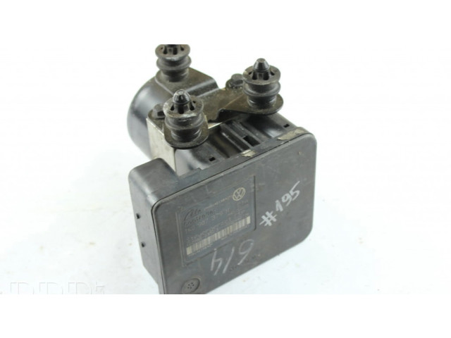 Блок АБС 1K0907379M, 1K0614517K Audi A3 S3 8V 2013-2019 года