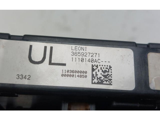 Pojistková skříňka 13368653, 13368653 Opel Zafira C 2011