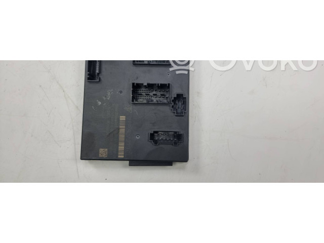 Pojistková skříňka Řídící jednotka BSM 7PP907279CL BCM Porsche Panamera (970) 2013