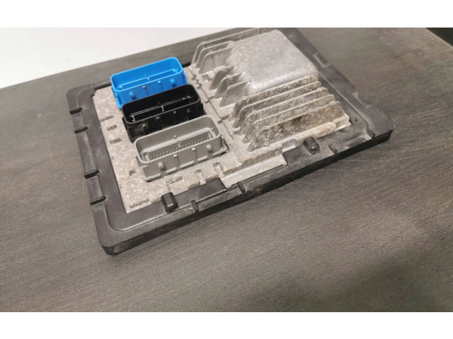 Блок управления двигателя 12671004 Chevrolet Camaro