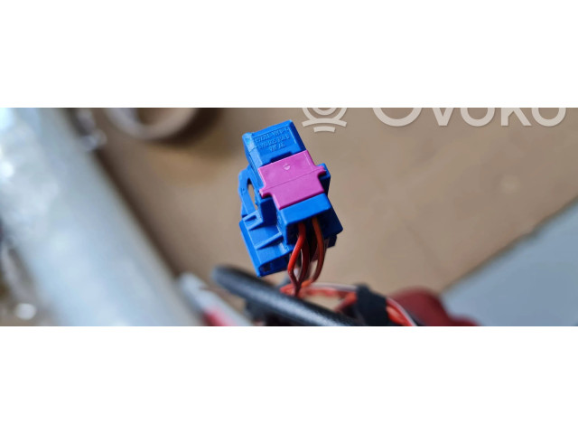 Дисплей    4F1035750, 031219WAG   Audi Q5 SQ5