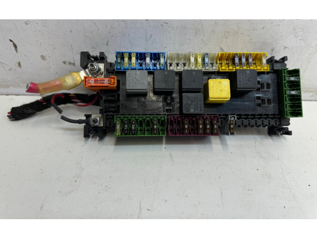 Pojistková skříňka A1669061202 Mercedes-Benz GLE (W166 - C292) 2018