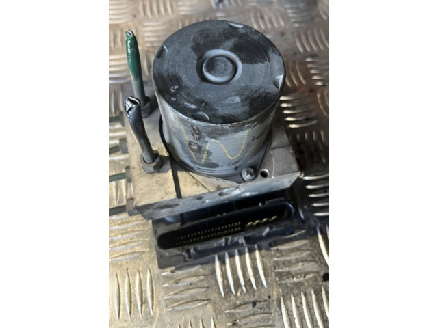 Jednotka ABS 7701063867 Renault Megane II 2006