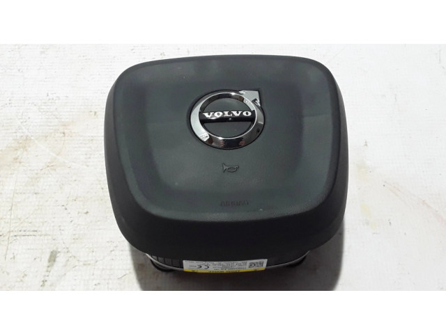 Подушка безопасности водителя 32214989   Volvo XC40