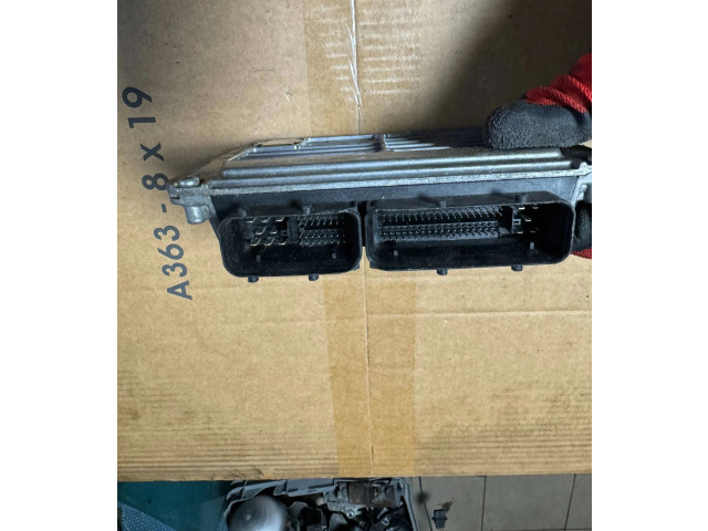 Блок управления двигателя 06A906033K, 5WP4003904 Skoda Octavia Mk1 (1U)