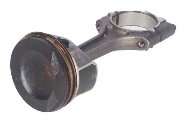 Шатун 06H198401D Volkswagen Golf VII