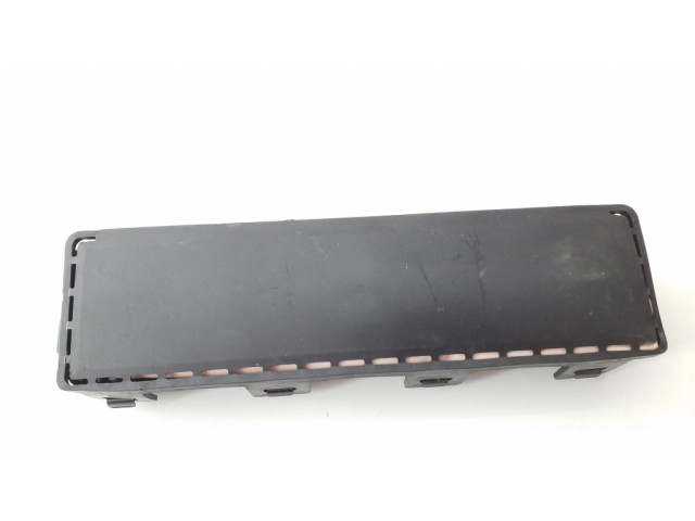 Подушка безопасности для колен 100525900F Tesla Model S