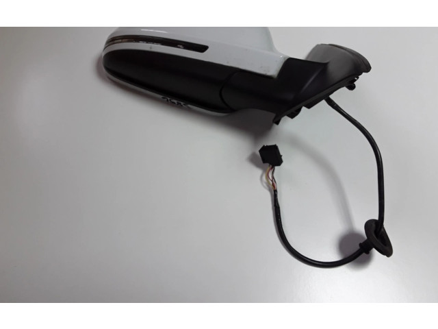 Зеркало электрическое Audi Q3 8U 2011 - 2016 года