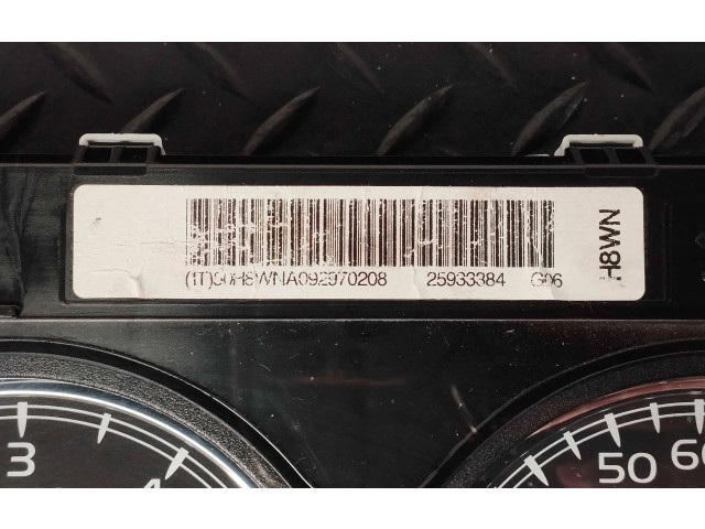 Спидометр (приборный щиток) 25933384 GMC Yukon