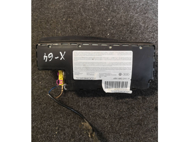 Подушка безопасности в сиденье 4B0880241H   Audi A6 S6 C6 4F