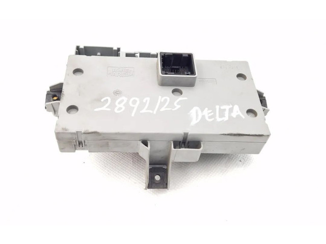 Блок предохранителей 406626   Lancia Delta    