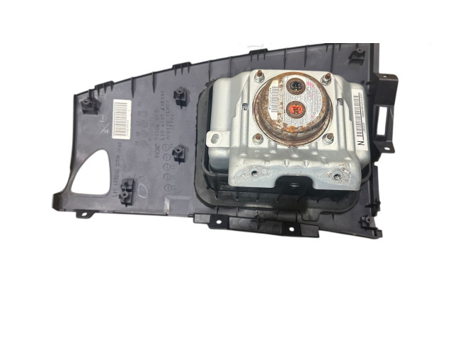 Подушка безопасности пассажира 7030A182XA Mitsubishi Outlander