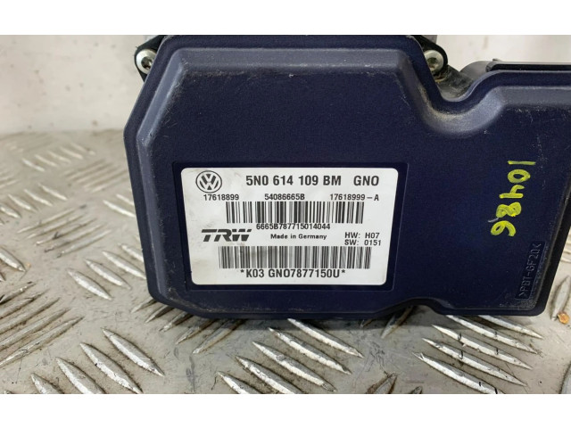 Блок АБС 5N0614109BM Audi Q3 8U 2011 - 2016 года