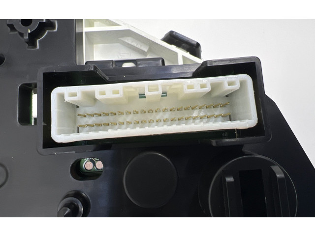 Přístrojová deska Nissan Navara D23 2020 5JU3A