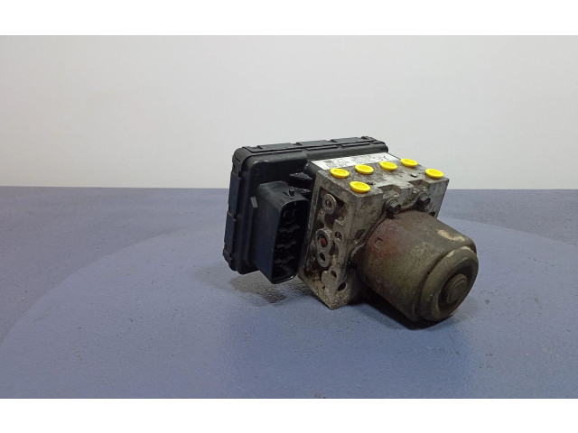 Блок АБС 44510-13070, 44510-13070 Toyota Corolla Verso E121 2001 - 2004 года