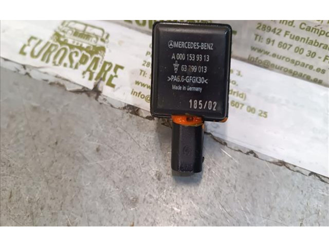 Блок предохранителей A0001539313, 63299013 Jeep Grand Cherokee