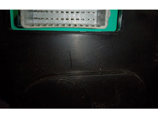 Přístrojová deska Renault Sandero I 2011 216774992