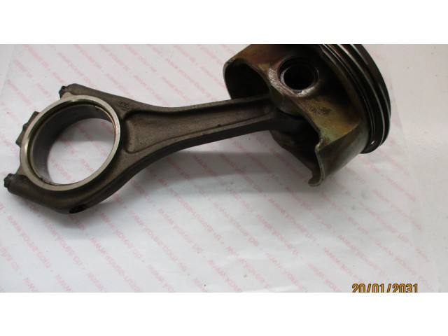 Píst 7516221, N62B44A BMW X5 E53 pro benzínový motor 4.4 N62B44A Benzinas